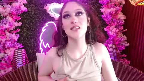 April online show from February 3, 2026, 10:15 pm