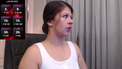 Andrea online show from December 17, 2025, 2:06 am