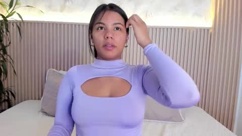 Liss online show from October 12, 2025, 3:33 pm