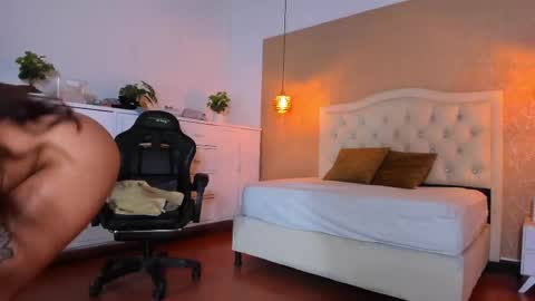 Snapshot of lissa_jhonsoon chatting on February 13, 2025, 1:59 pm L I S S A online show from February 13, 2025, 1:59 pm