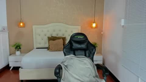 Snapshot of lissa_jhonsoon chatting on June 13, 2026, 5:33 pm L I S S A online show from June 13, 2026, 5:33 pm