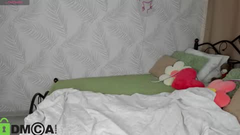 Lissa online show from February 19, 2026, 7:59 am