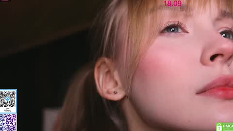 Snapshot of lissa_meooow chatting on September 18, 2025, 6:15 am your Liza again. Next stream Dec. 1  at 2 or 3  GMT online show from September 18, 2025, 6:15 am