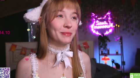 Snapshot of lissa_meooow chatting on October 14, 2025, 5:30 am your Liza again. Next stream Dec. 1  at 2 or 3  GMT online show from October 14, 2025, 5:30 am