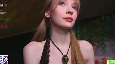 Snapshot of lissa_meooow chatting on October 16, 2025, 5:19 am your Liza again. Next stream Dec. 1  at 2 or 3  GMT online show from October 16, 2025, 5:19 am