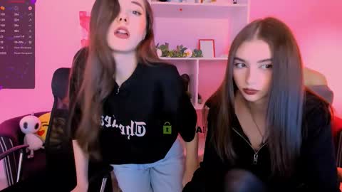 Snapshot of lissa_night chatting on September 15, 2025, 12:49 pm lissa_night online show from September 15, 2025, 12:49 pm