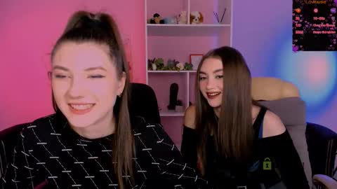 Snapshot of lissa_night chatting on September 19, 2025, 1:01 pm lissa_night online show from September 19, 2025, 1:01 pm