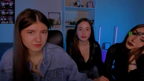 Snapshot of lissa_night chatting on October 10, 2025, 1:43 pm lissa_night online show from October 10, 2025, 1:43 pm