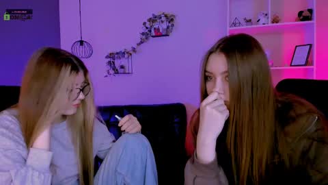 lissa_night online show from May 11, 2026, 6:49 pm
