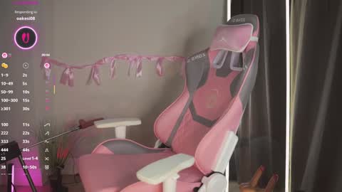 Snapshot of lissa_wayne chatting on October 4, 2025, 9:24 pm lissa_wayne online show from October 4, 2025, 9:24 pm