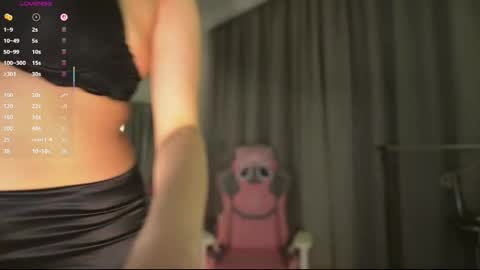Snapshot of lissa_wayne chatting on April 21, 2026, 11:07 pm lissa_wayne online show from April 21, 2026, 11:07 pm