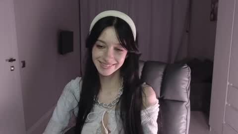 lissaelison online show from March 19, 2026, 10:47 pm