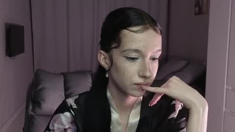 Snapshot of lissaelison chatting on April 15, 2026, 1:01 am lissaelison online show from April 15, 2026, 1:01 am