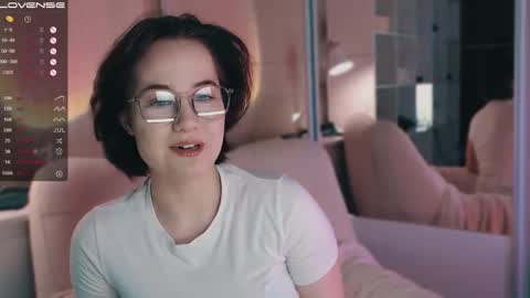 Snapshot of lissalarsson_ chatting on December 4, 2024, 5:11 pm Lissa online show from December 4, 2024, 5:11 pm