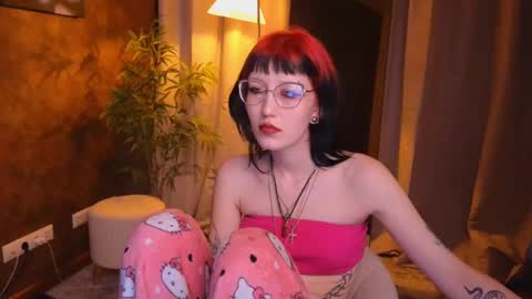 lissaros online show from February 14, 2025, 11:10 am