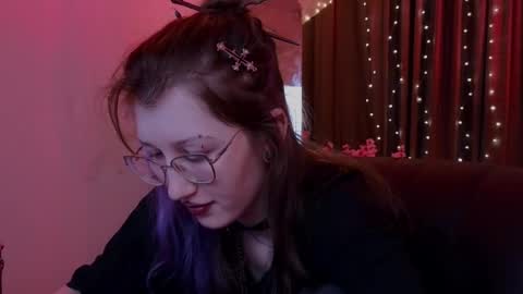 lissaros online show from December 23, 2025, 5:16 am