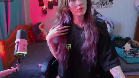 lissaros online show from March 19, 2026, 4:05 am