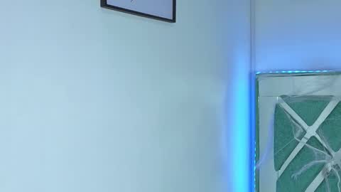 Snapshot of lissastone chatting on November 2, 2025, 7:44 am Lissa online show from November 2, 2025, 7:44 am