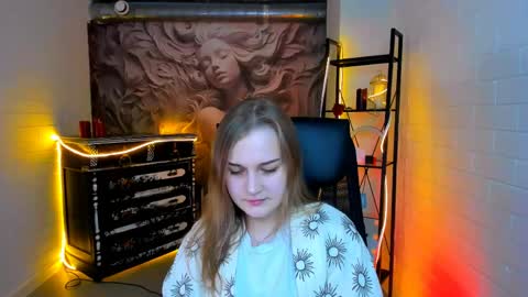 Lissa Telor online show from June 6, 2026, 9:14 am