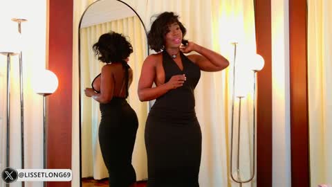 Lisseth Long  online show from May 18, 2026, 11:32 pm