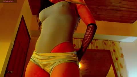 Snapshot of lisstaylor chatting on October 22, 2025, 3:51 am Liss online show from October 22, 2025, 3:51 am