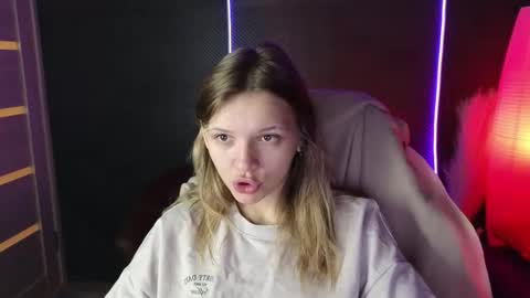 Snapshot of litabrom chatting on September 28, 2025, 4:07 am Lena online show from September 28, 2025, 4:07 am