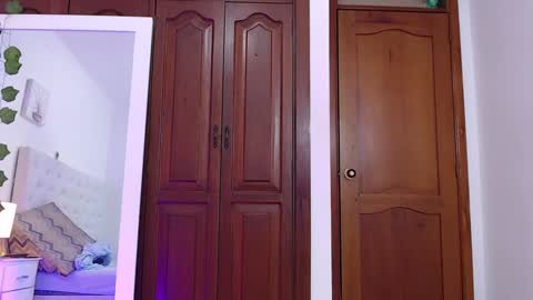 Snapshot of litleslut_ chatting on February 4, 2025, 4:39 pm litleslut_ online show from February 4, 2025, 4:39 pm