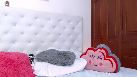 Snapshot of litleslut_ chatting on March 8, 2025, 11:07 pm litleslut_ online show from March 8, 2025, 11:07 pm