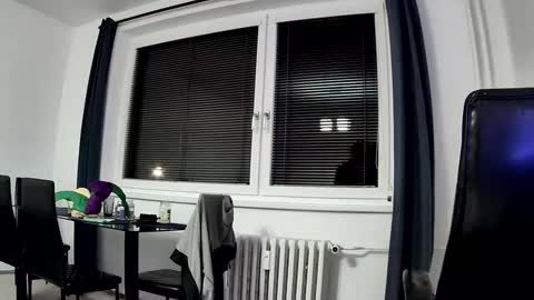 Snapshot of litlle_cockie chatting on January 5, 2025, 5:51 pm Little Cockie online show from January 5, 2025, 5:51 pm