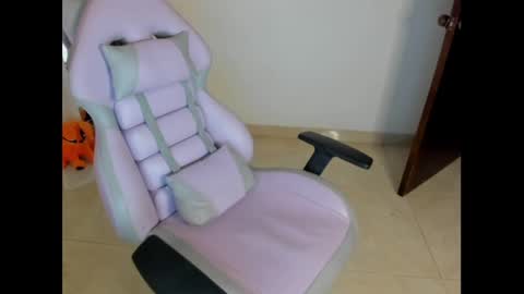 Danni online show from December 15, 2024, 2:08 am