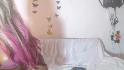 litte_ebonyx online show from January 13, 2026, 7:41 pm