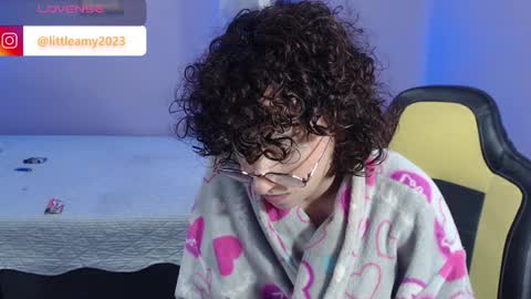  AMY  online show from January 28, 2025, 11:17 pm