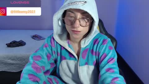 AMY  online show from January 31, 2025, 6:14 pm