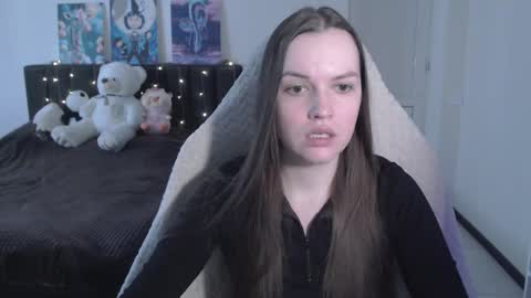 Snapshot of little__flowers chatting on March 1, 2026, 9:11 am little__flowers online show from March 1, 2026, 9:11 am