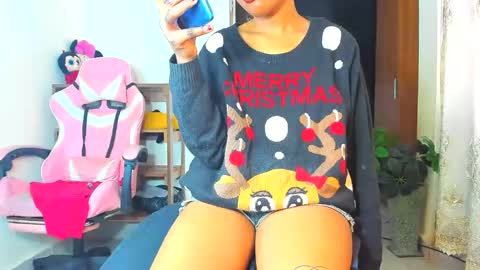 Snapshot of little_africa chatting on October 16, 2025, 7:42 am little_africa online show from October 16, 2025, 7:42 am