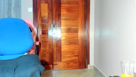 little_africa online show from February 10, 2026, 10:08 am