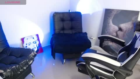Amelie  online show from May 31, 2026, 2:20 am