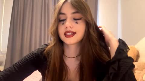 Catherine online show from October 31, 2025, 4:02 am