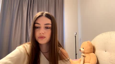 Catherine online show from November 28, 2025, 5:10 am