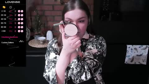 Snapshot of little_bambii_ chatting on December 15, 2024, 8:19 am Eva online show from December 15, 2024, 8:19 am