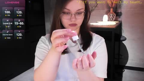Snapshot of little_bambii_ chatting on January 3, 2025, 3:22 pm Eva online show from January 3, 2025, 3:22 pm
