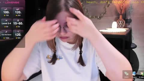 Snapshot of little_bambii_ chatting on January 3, 2025, 6:24 pm Eva online show from January 3, 2025, 6:24 pm