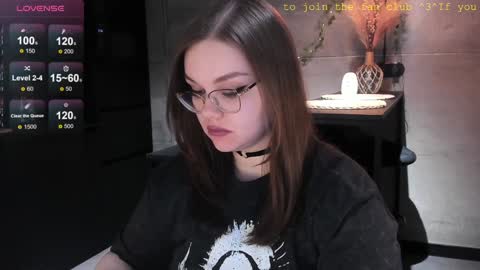 Snapshot of little_bambii_ chatting on January 4, 2025, 5:26 pm Eva online show from January 4, 2025, 5:26 pm