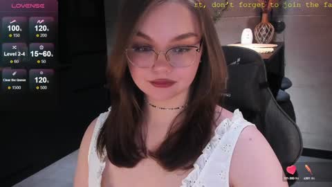 Snapshot of little_bambii_ chatting on January 6, 2025, 3:19 pm Eva online show from January 6, 2025, 3:19 pm