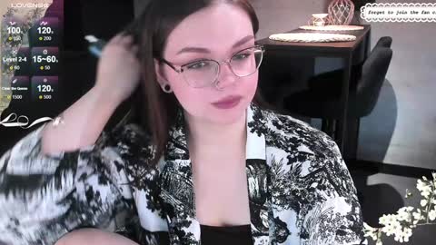 Snapshot of little_bambii_ chatting on January 24, 2025, 9:39 am Eva online show from January 24, 2025, 9:39 am