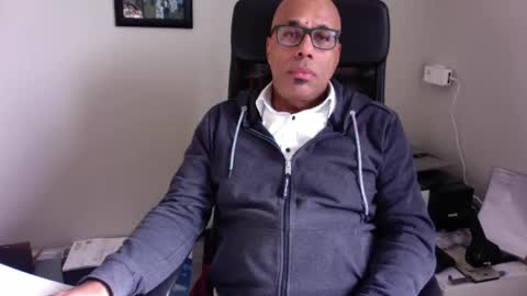 Snapshot of little_buddha chatting on February 12, 2025, 11:07 am Pure Black Power online show from February 12, 2025, 11:07 am