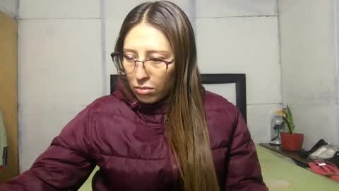 Snapshot of little_devil_diablita90 chatting on September 20, 2025, 2:56 am Diablita online show from September 20, 2025, 2:56 am