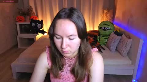 Snapshot of little_doll_meow chatting on October 24, 2025, 3:03 am Alexandra online show from October 24, 2025, 3:03 am