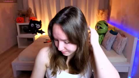 Snapshot of little_doll_meow chatting on October 30, 2025, 2:46 am Alexandra online show from October 30, 2025, 2:46 am