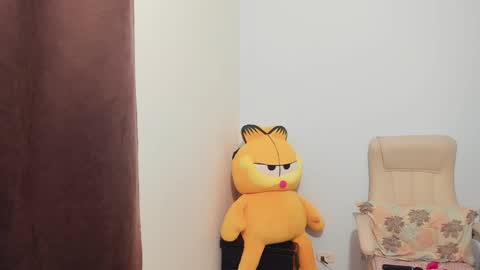 Help me reach 100 likes online show from January 19, 2025, 7:04 pm